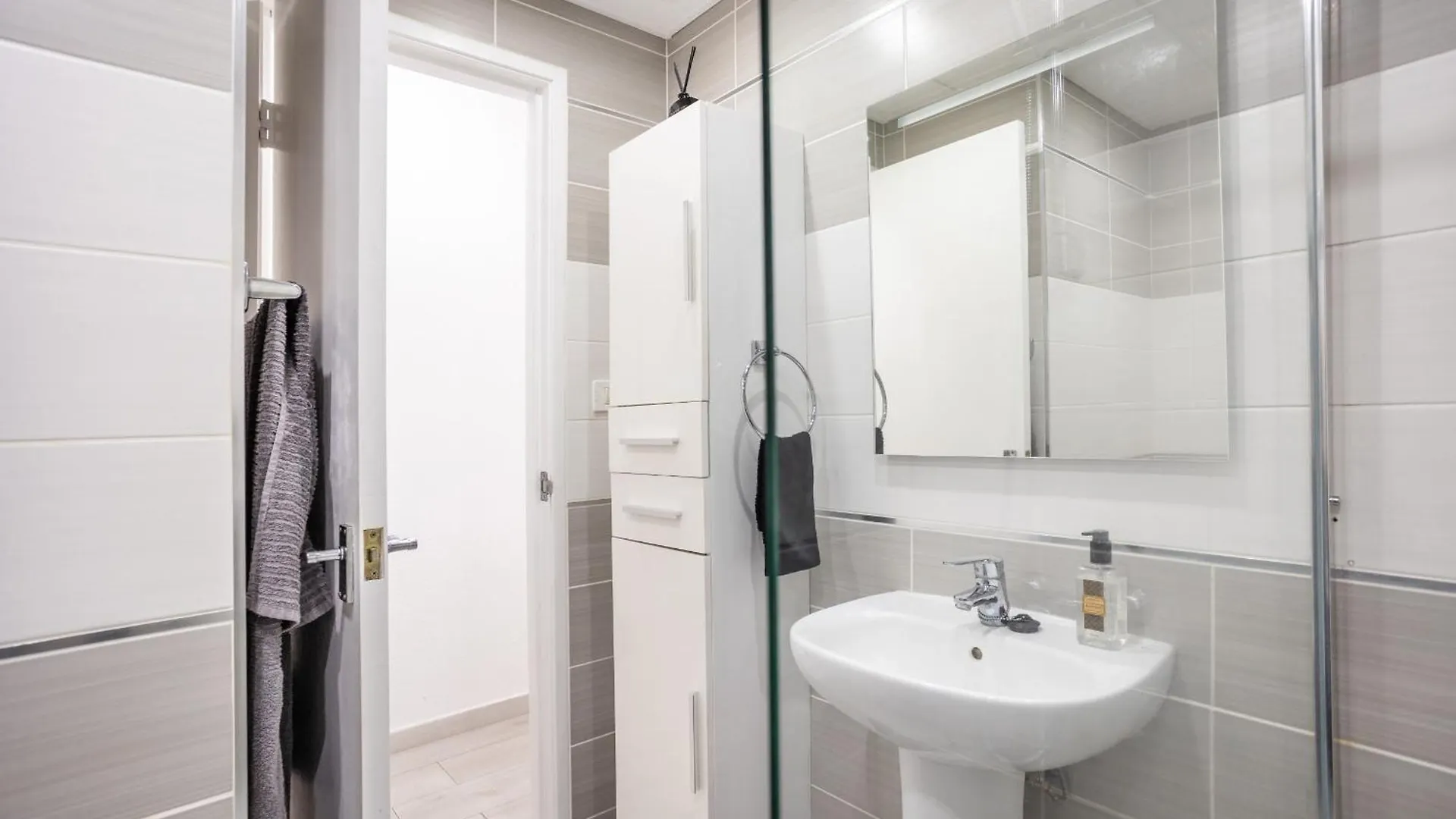 Castle Harbour Holiday Home Heated Pool Views By Lovetenerife Los Cristianos  Los Cristianos (Tenerife)