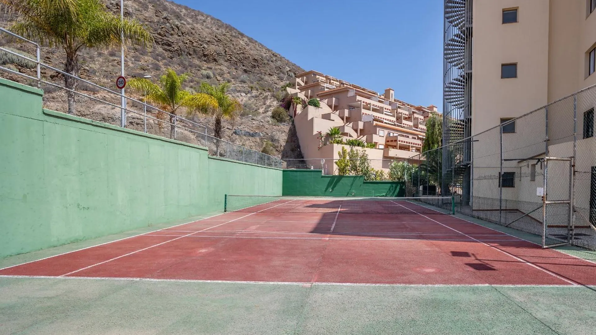 Apartment Castle Harbour Holiday Home Heated Pool Views By Lovetenerife Los Cristianos